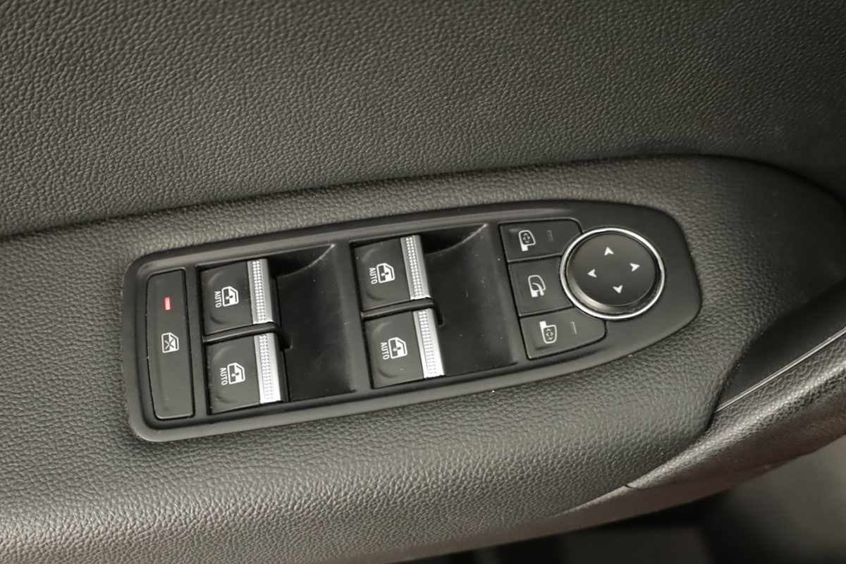 renault-captur-2024-gpl-999cc