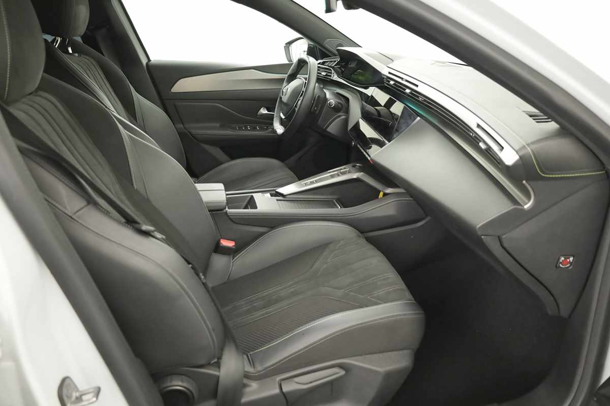 peugeot-308-2024-gasolina-1199cc