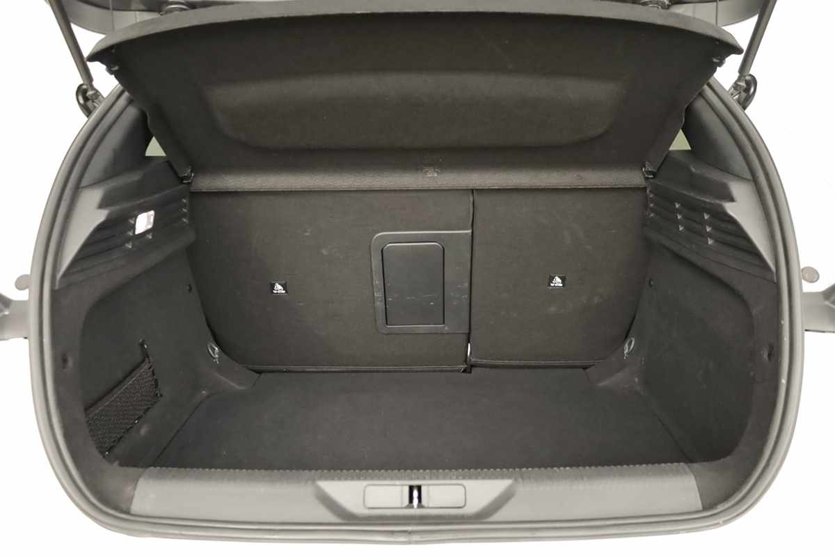 peugeot-308-2024-gasolina-1199cc