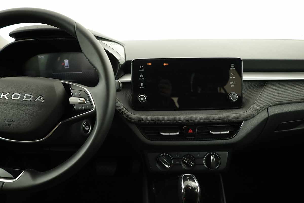 skoda-fabia-2025-gasolina-999cc