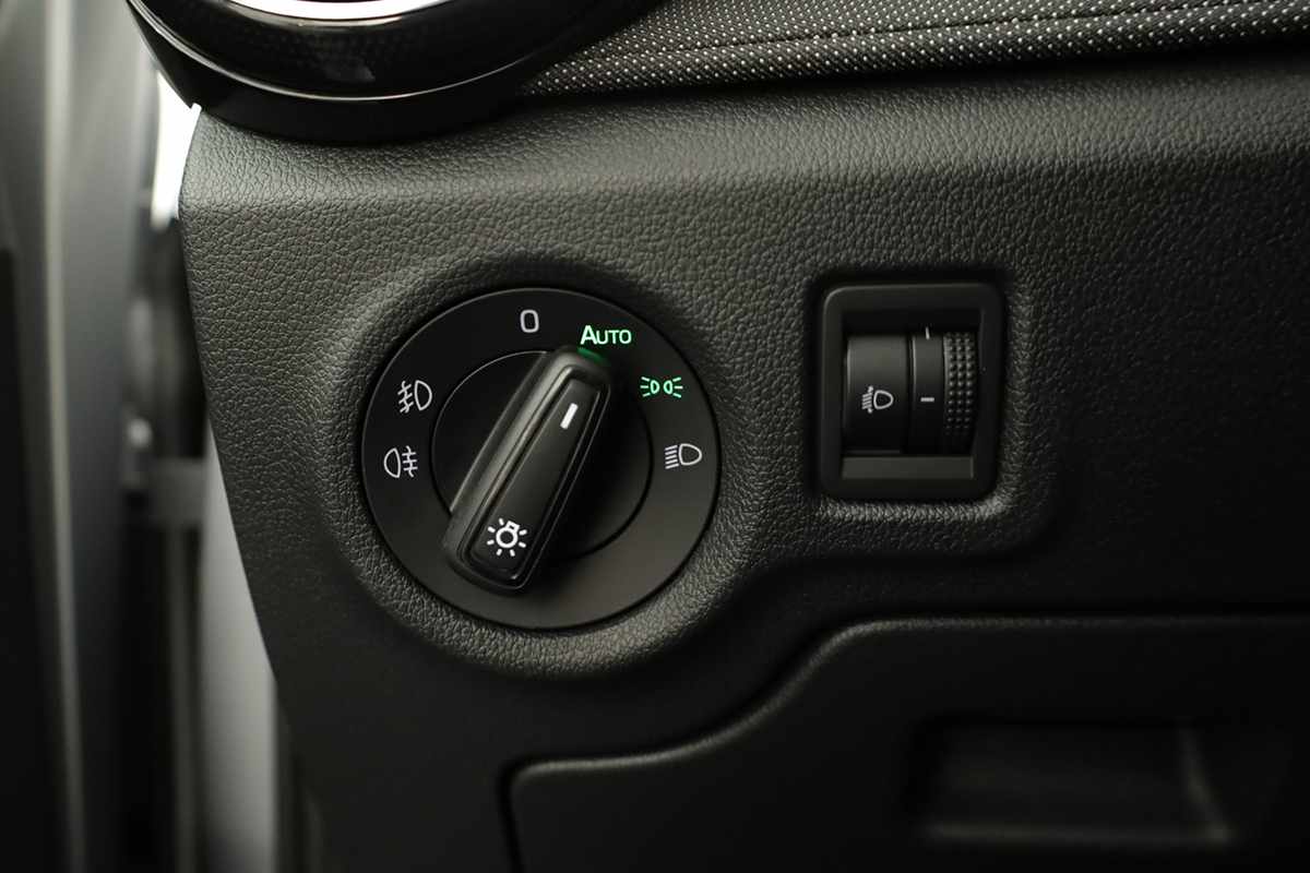 skoda-fabia-2025-gasolina-999cc