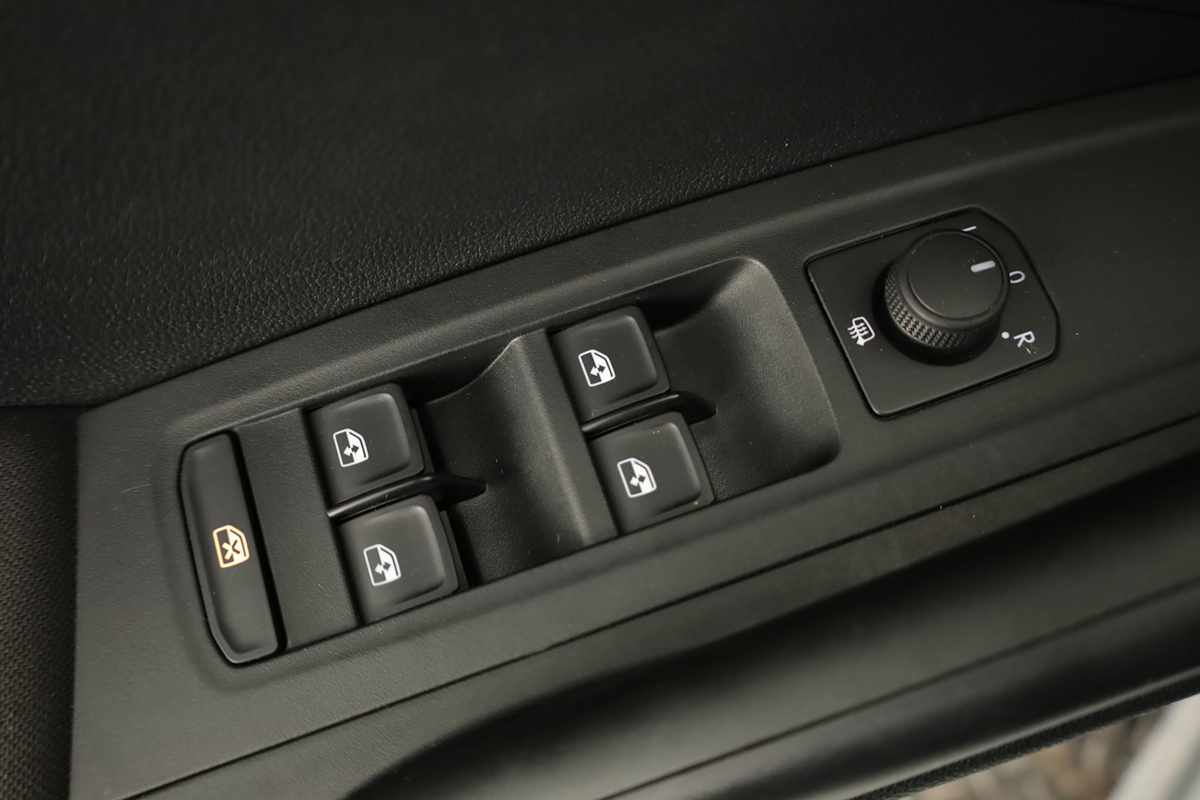 skoda-fabia-2025-gasolina-999cc
