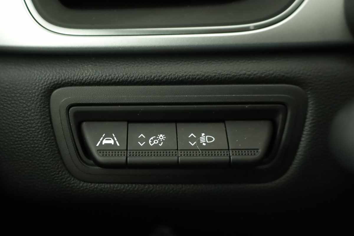 renault-captur-2023-gpl-999cc