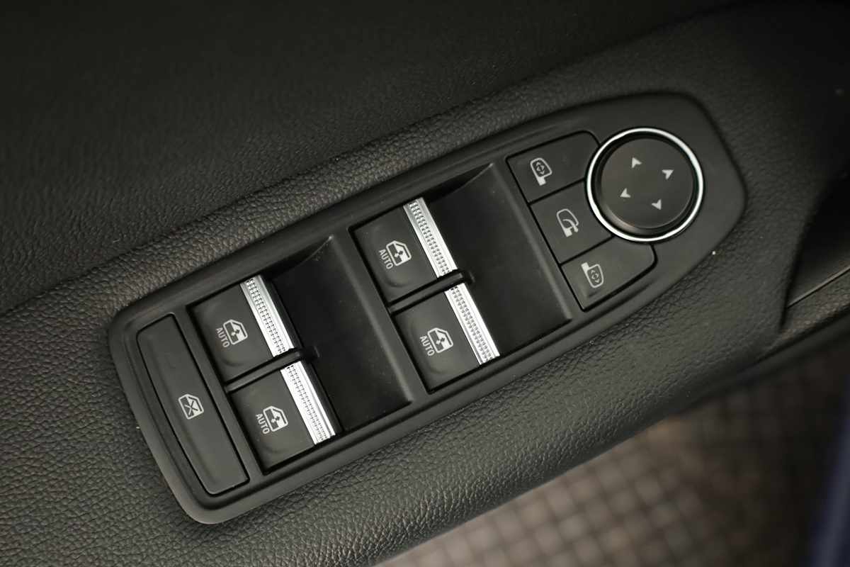 renault-captur-2023-gpl-999cc