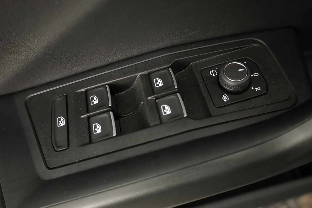 volkswagen-t-roc-2025-gasolina-999cc