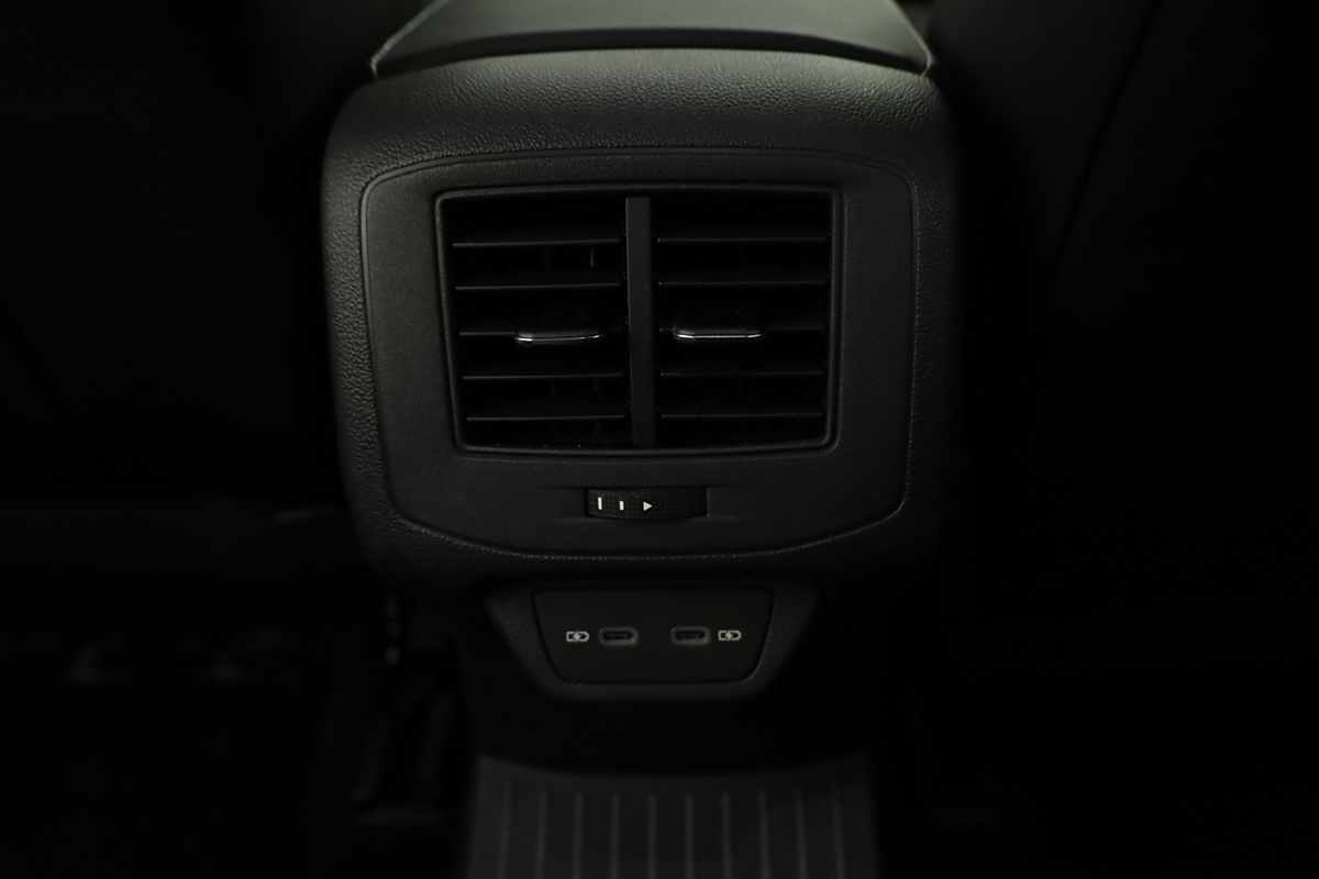 volkswagen-t-roc-2025-gasolina-999cc