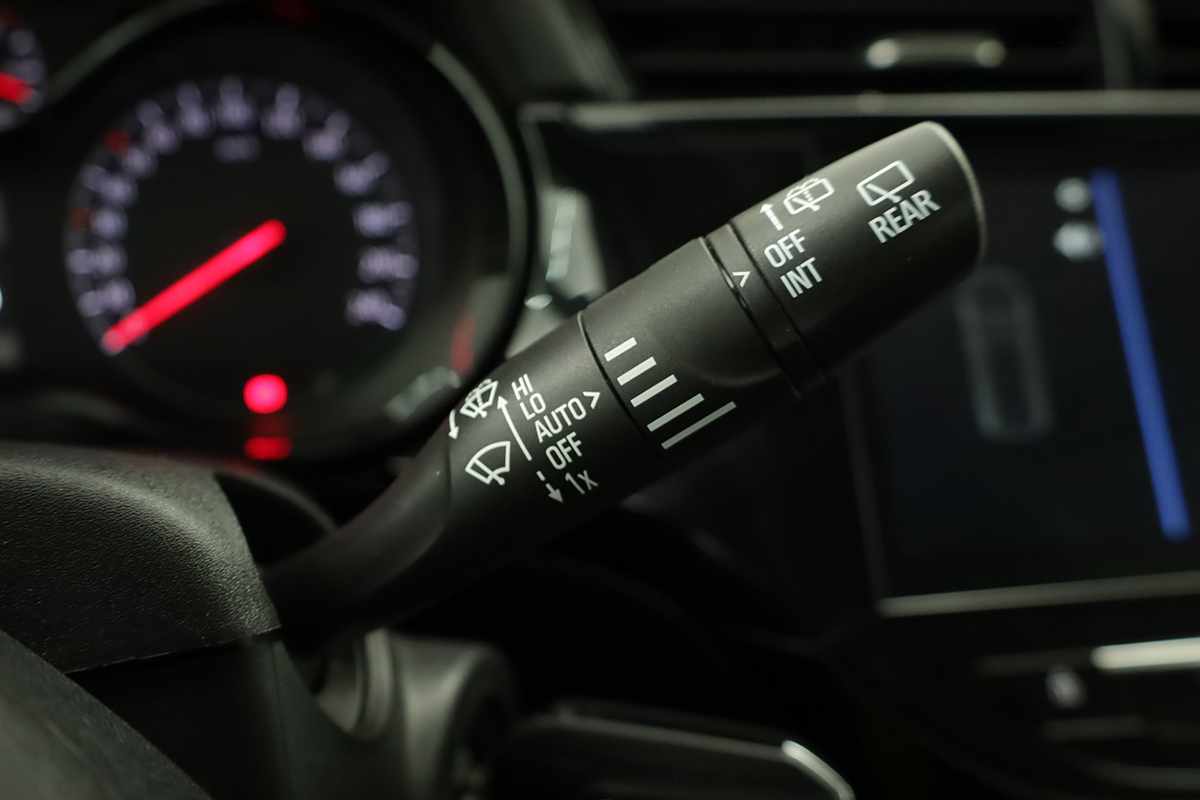 opel-corsa-2025-gasolina-1199cc