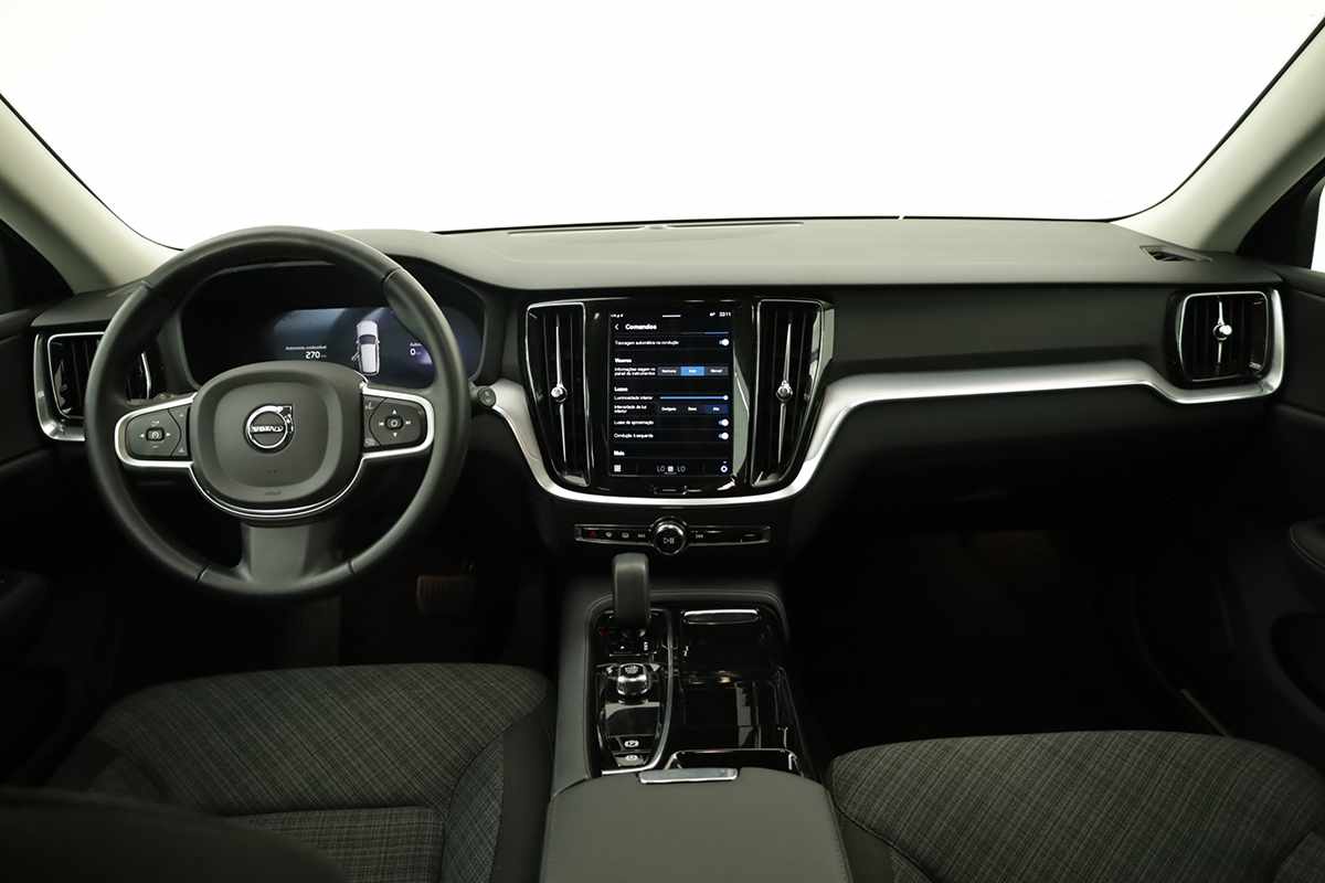 volvo-v60-2025-hibrido-a-gasolina-1969cc