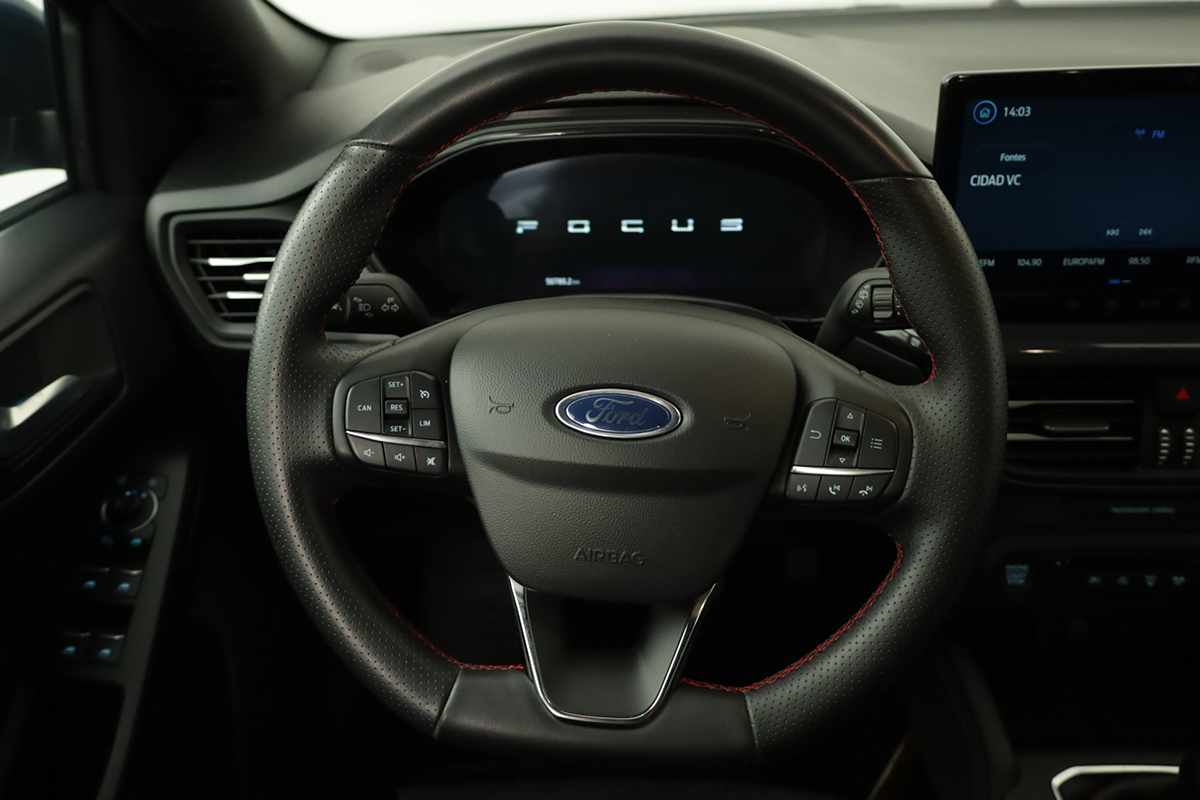 ford-focus-2025-gasolina-998cc