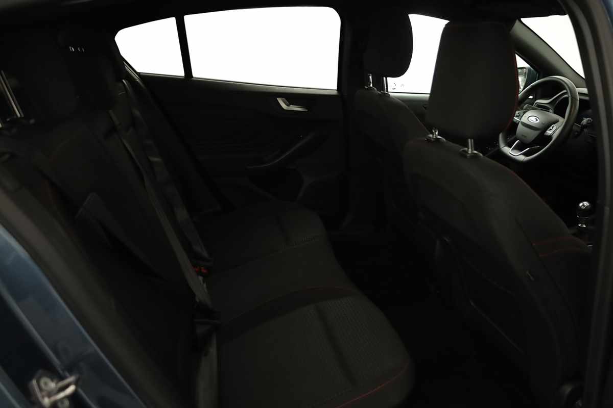 ford-focus-2025-gasolina-998cc