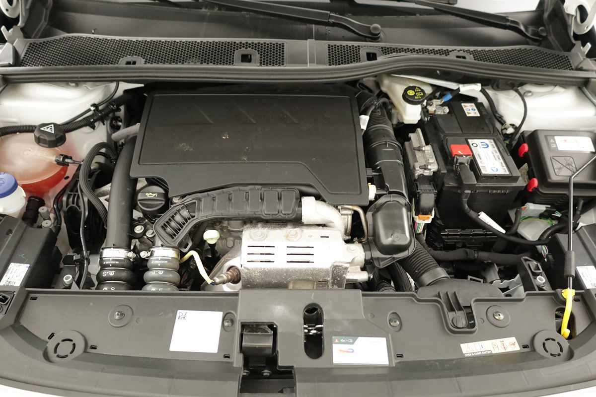 opel-corsa-2025-gasolina-1199cc