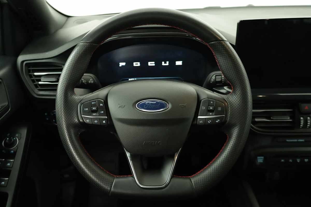 ford-focus-2024-gasolina-998cc
