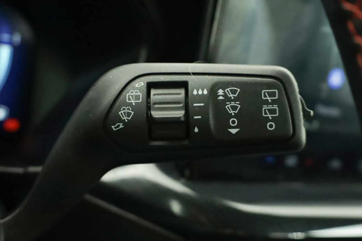 ford-focus-2024-gasolina-998cc