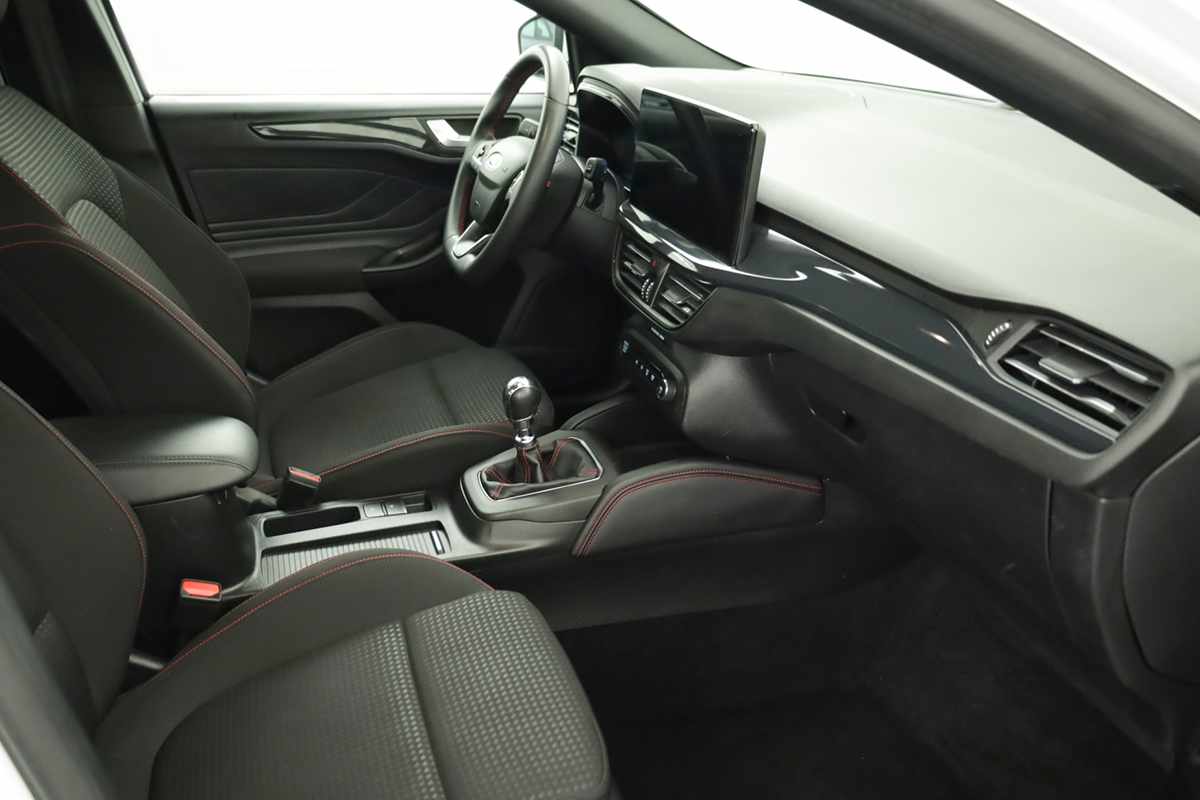 ford-focus-2024-gasolina-998cc
