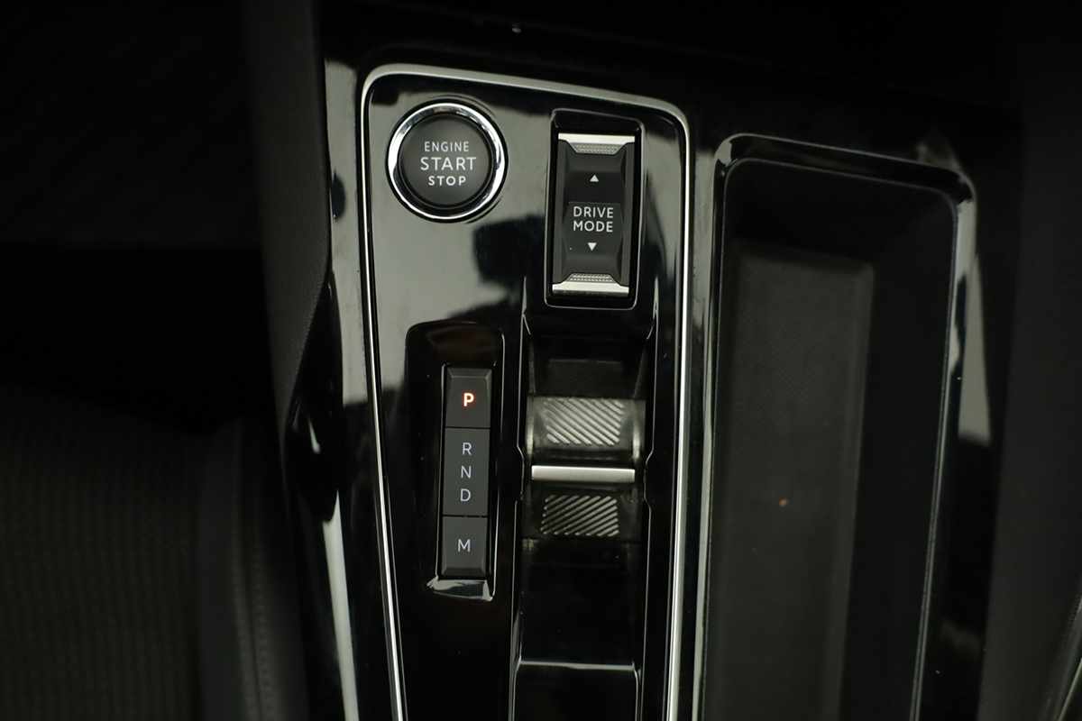 peugeot-3008-2024-gasolina-1199cc