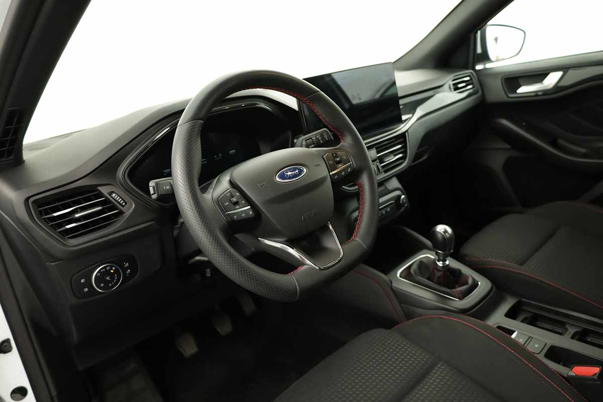 ford-focus-2025-gasolina-998cc
