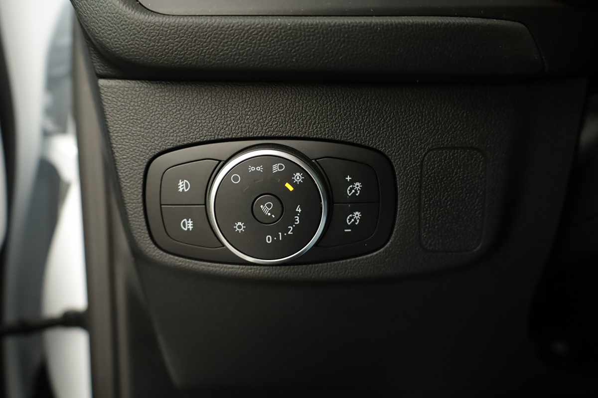 ford-focus-2025-gasolina-998cc