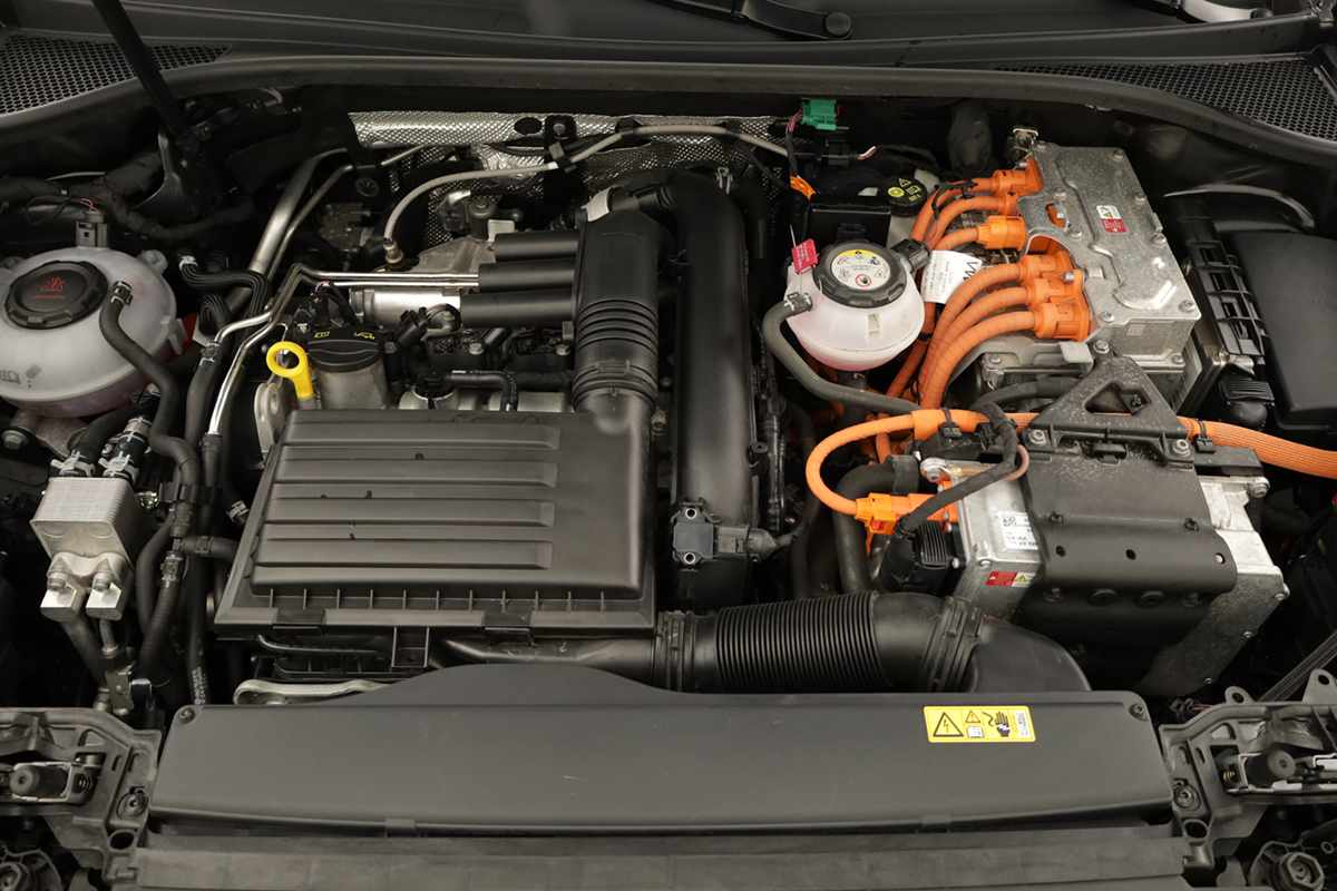 audi-q3-2024-hibrido-a-gasolina-1395cc