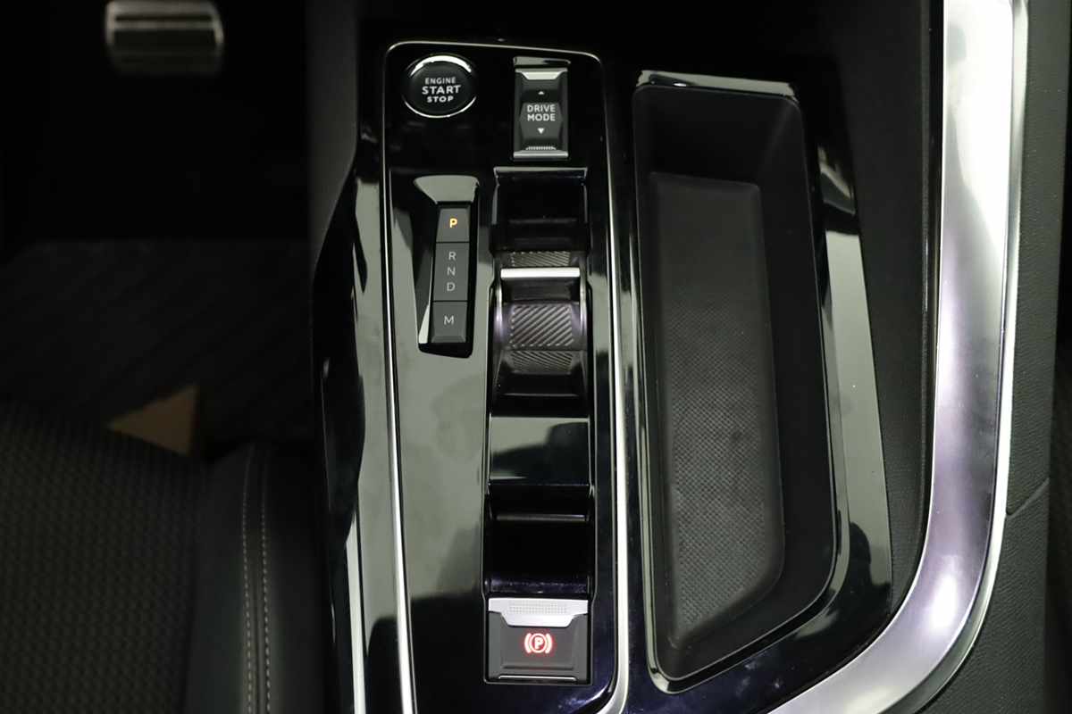 peugeot-3008-2024-gasolina-1199cc