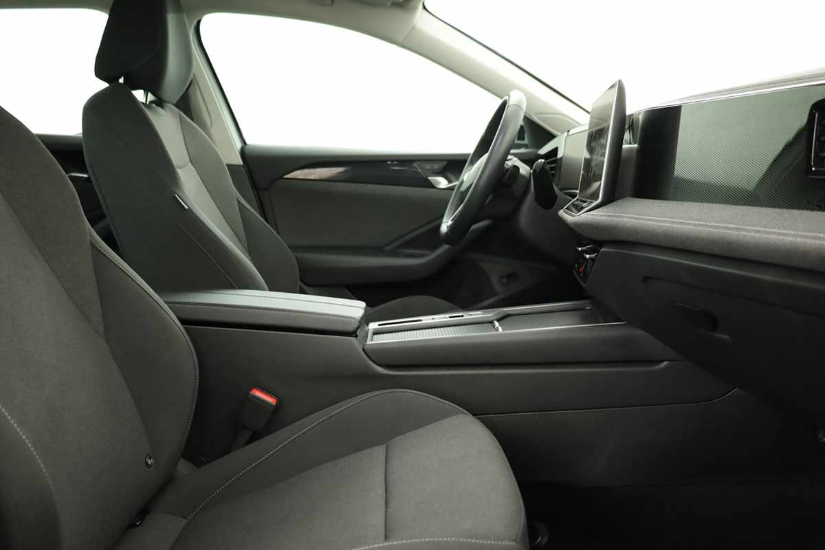 volkswagen-passat-variant-2025-hibrido-a-gasolina-1498cc