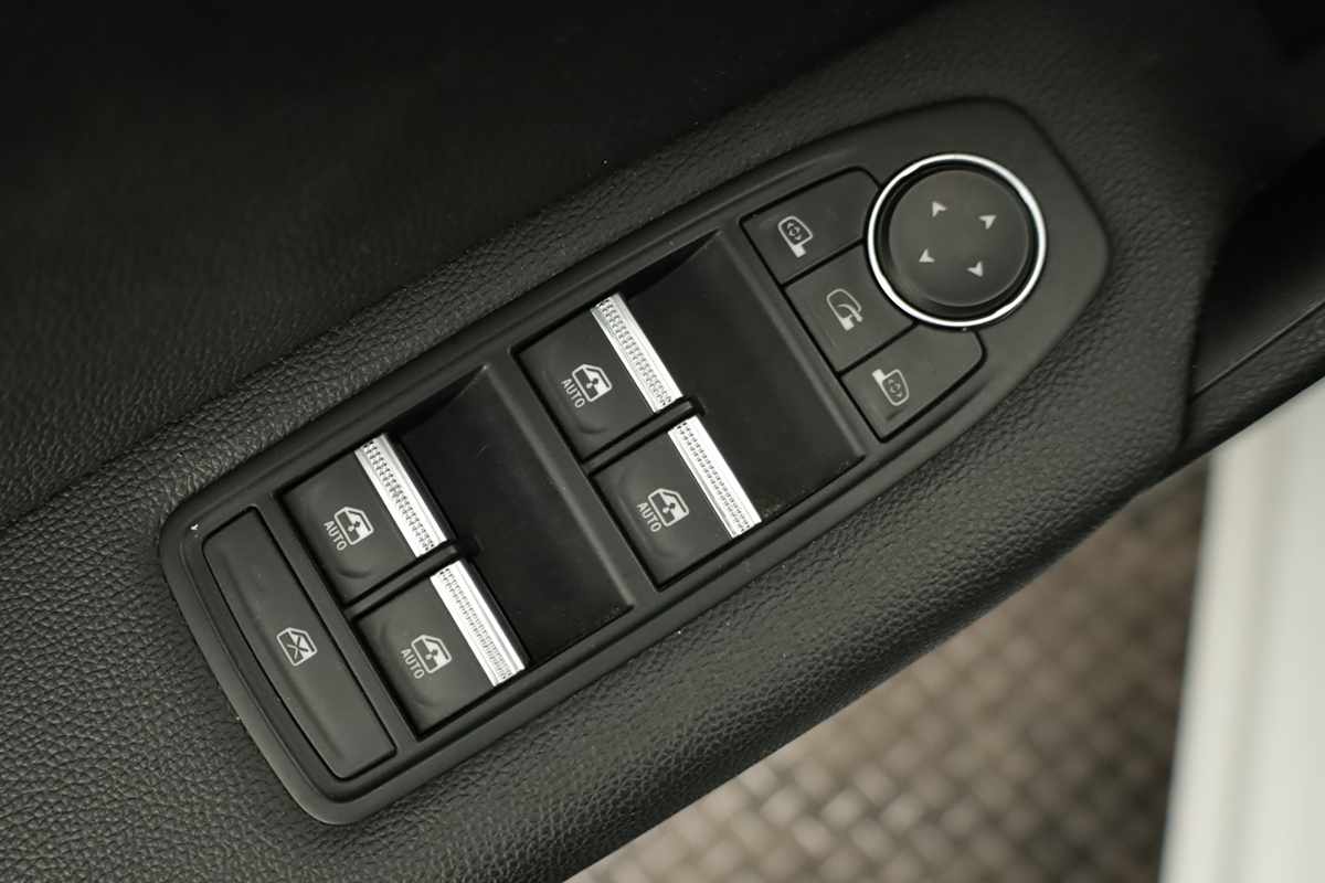 renault-captur-2024-gpl-999cc