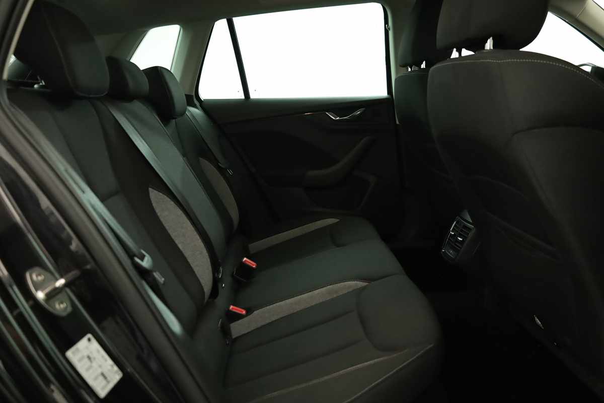 skoda-kamiq-2025-gasolina-999cc