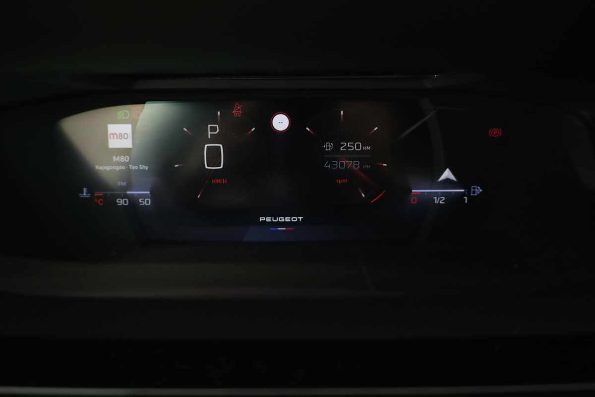 peugeot-308-sw-2024-gasolina-1199cc