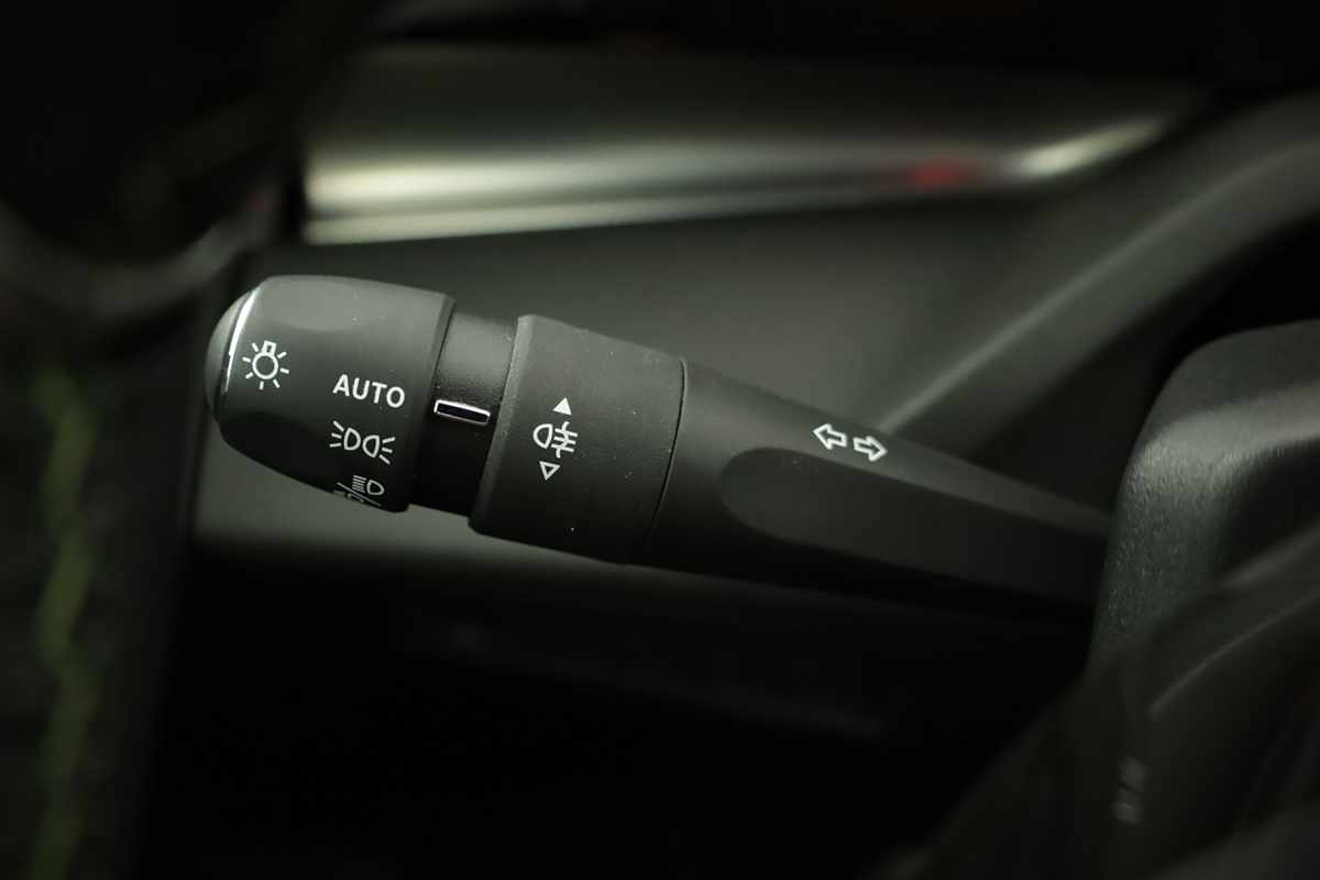 peugeot-308-sw-2024-gasolina-1199cc