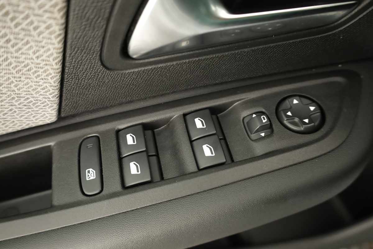 citroen-c4-2024-gasolina-1199cc