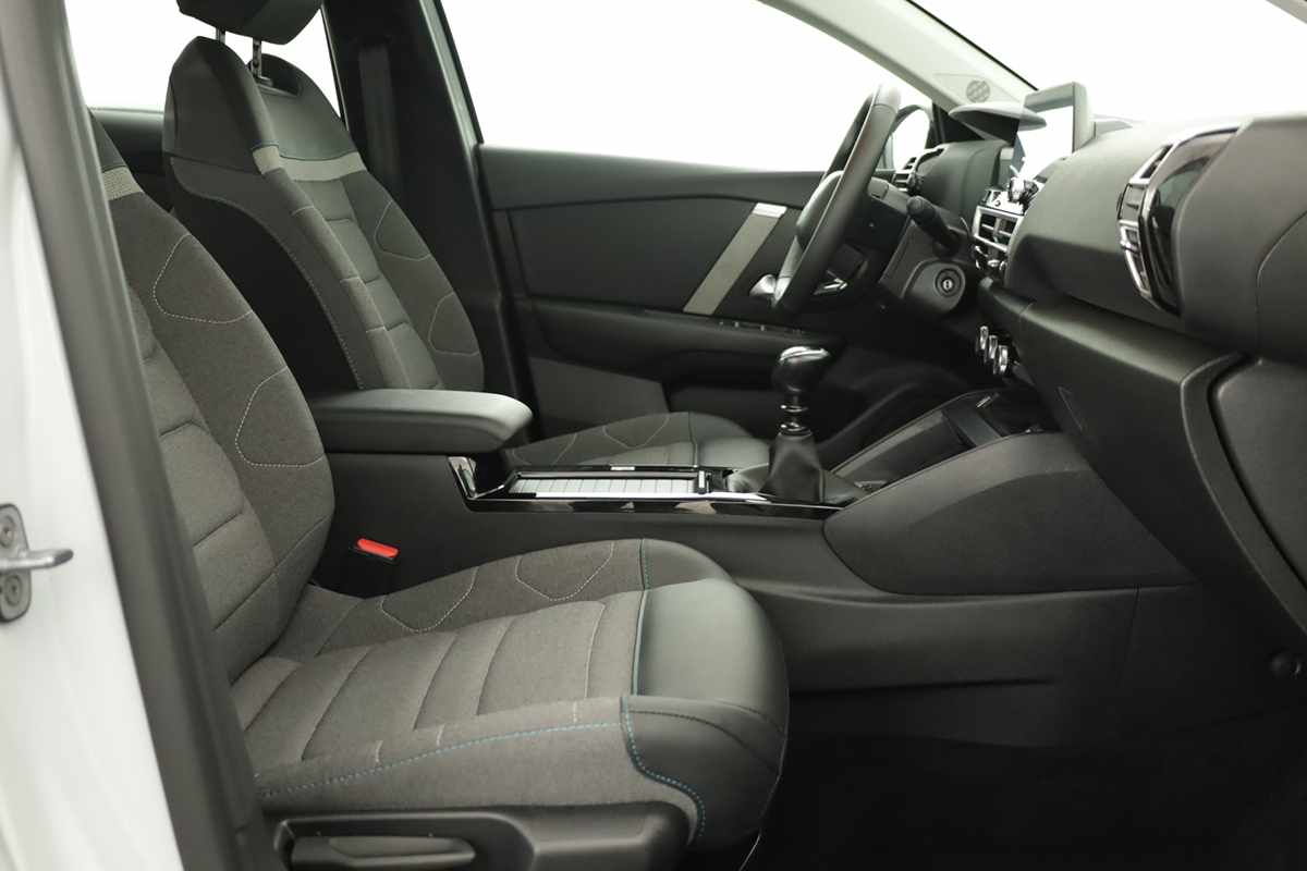 citroen-c4-2024-gasolina-1199cc