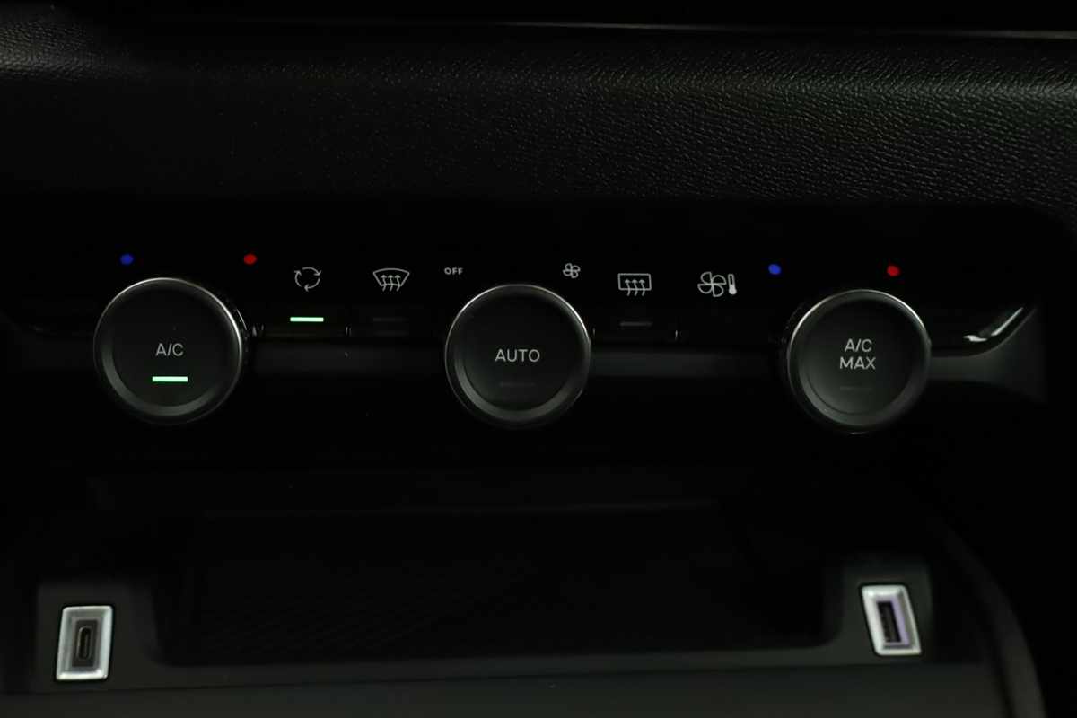 citroen-c4-2024-gasolina-1199cc