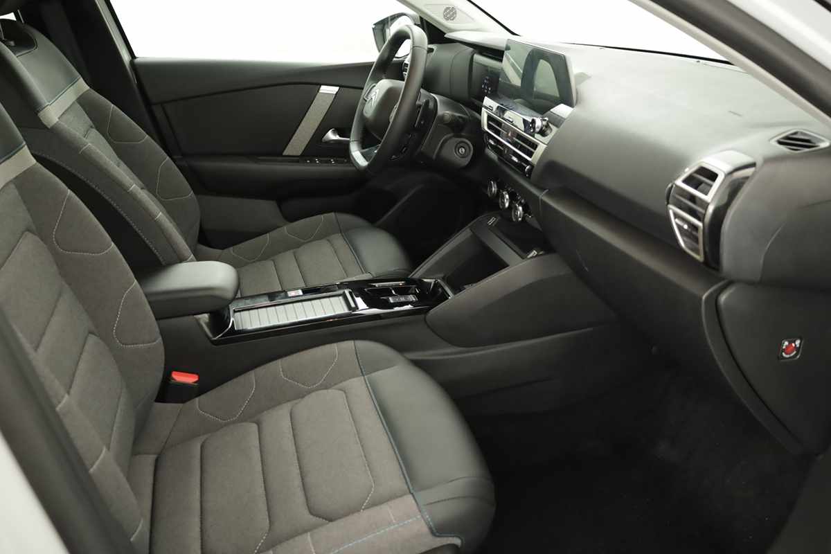 citroen-c4-2024-gasolina-1199cc