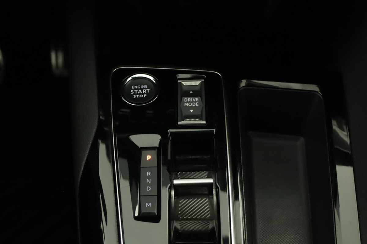 peugeot-3008-2024-gasolina-1199cc