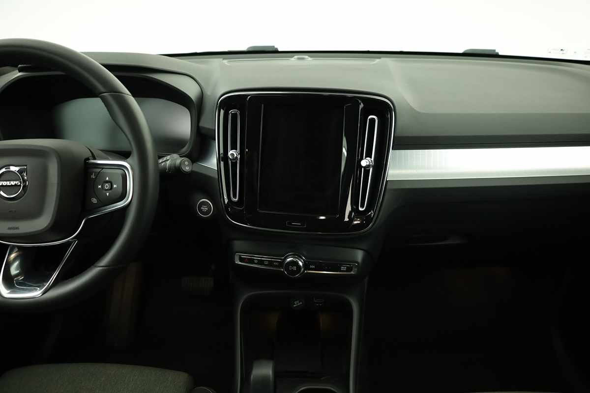 volvo-xc40-2024-gasolina-1477cc
