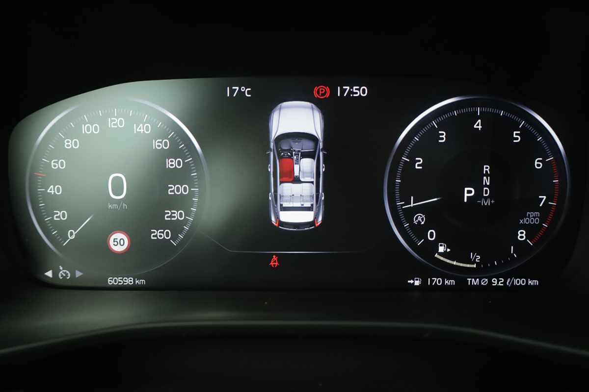 volvo-xc40-2024-gasolina-1477cc