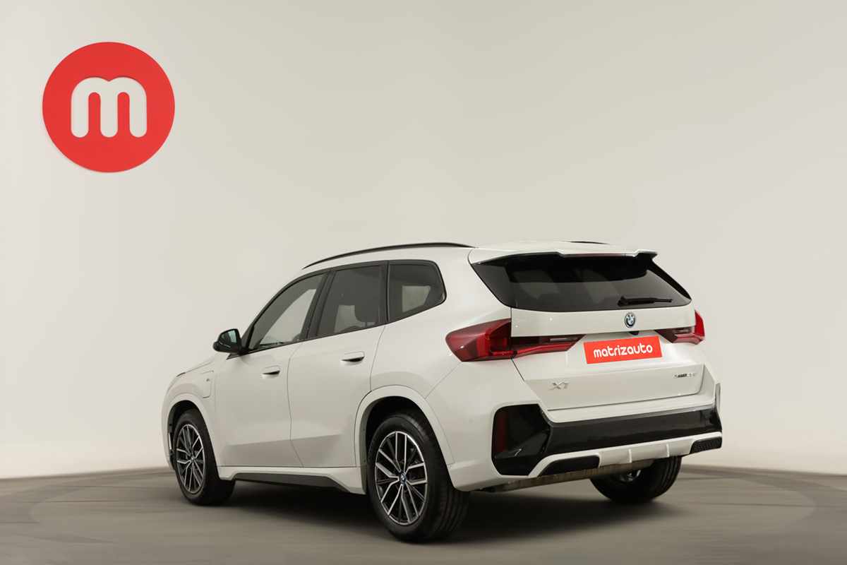bmw-x1-2025-hibrido-a-gasolina-1499cc