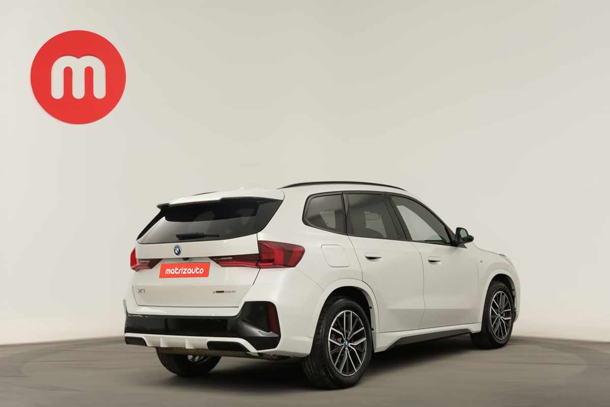 bmw-x1-2025-hibrido-a-gasolina-1499cc