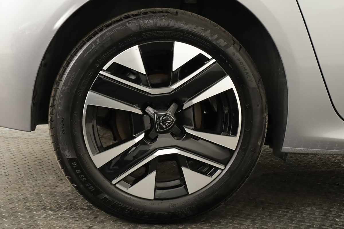 peugeot-208-2025-gasolina-1199cc