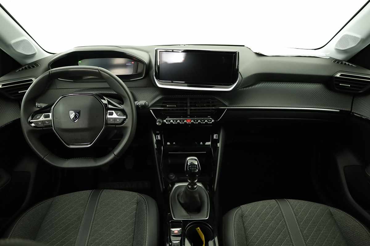 peugeot-208-2025-gasolina-1199cc