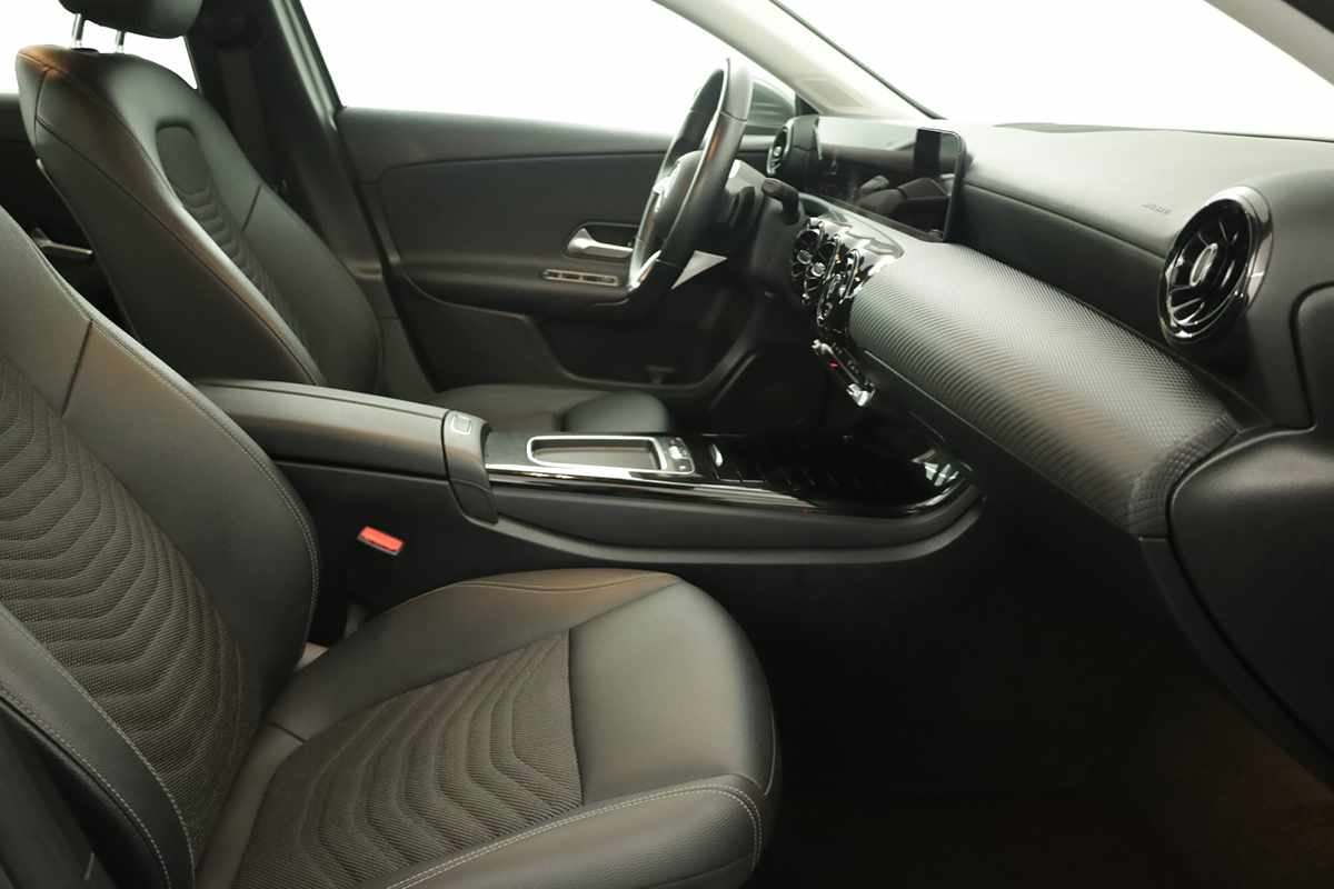 mercedes-benz-classe-a-2024-gasolina-1332cc