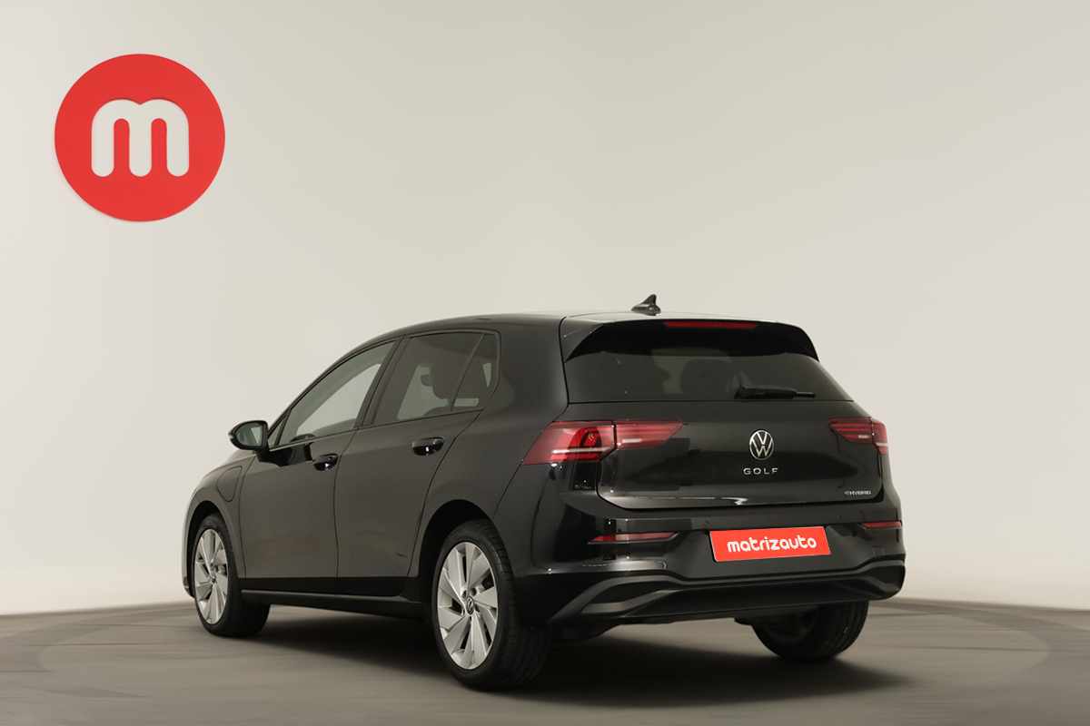 volkswagen-golf-2025-hibrido-a-gasolina-1498cc