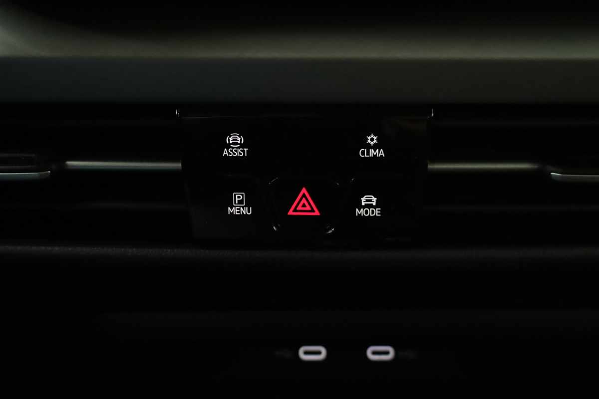 volkswagen-golf-2025-hibrido-a-gasolina-1498cc