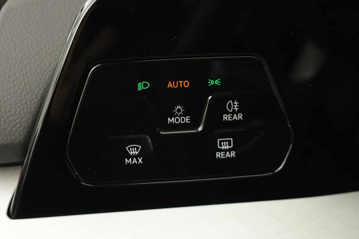 volkswagen-golf-2025-hibrido-a-gasolina-1498cc