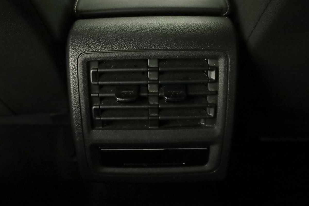 volkswagen-golf-2025-hibrido-a-gasolina-1498cc