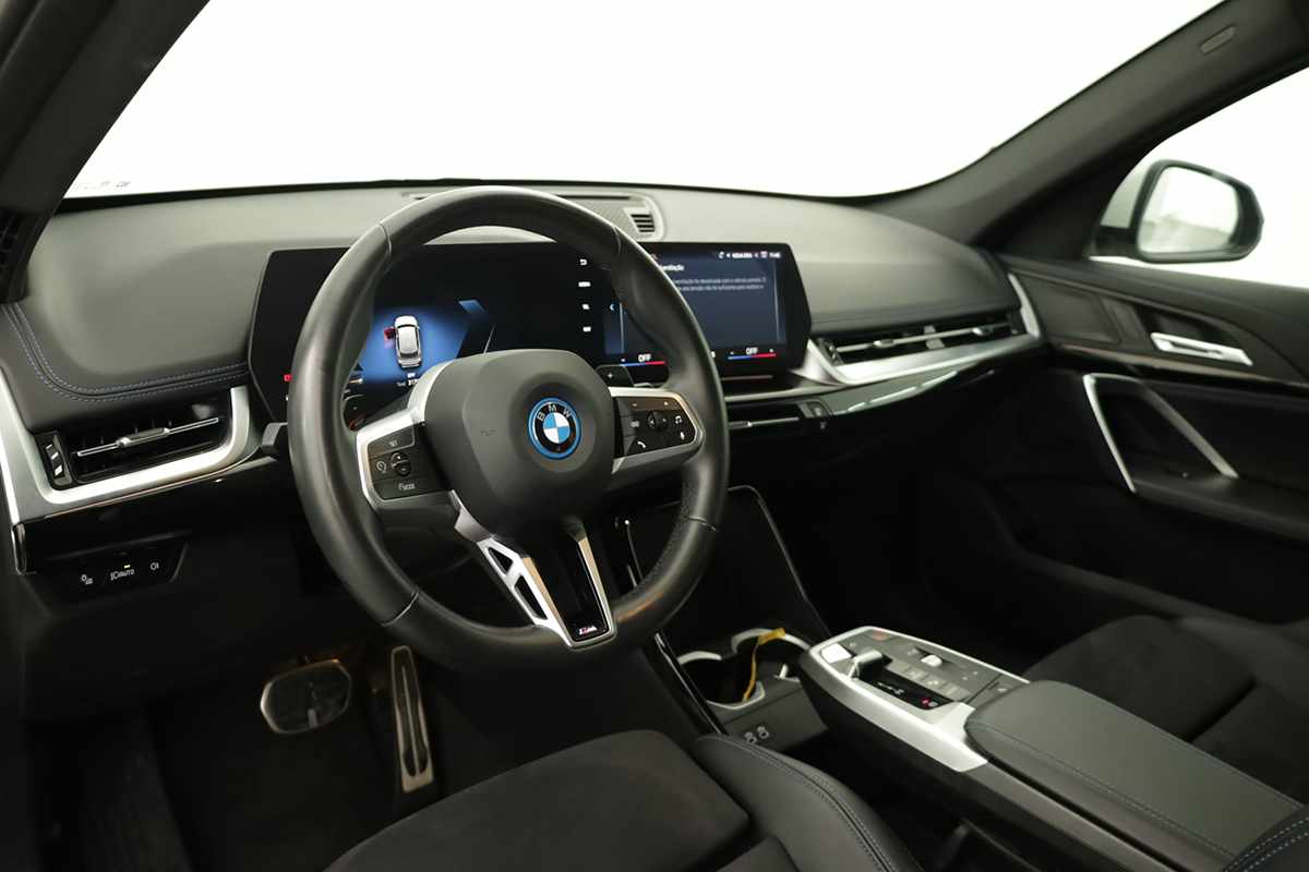 bmw-x1-2025-hibrido-a-gasolina-1499cc