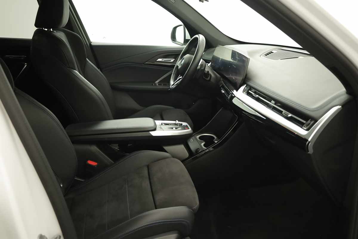 bmw-x1-2025-hibrido-a-gasolina-1499cc