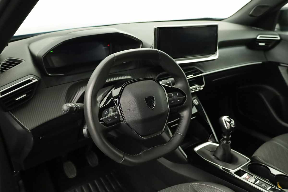 peugeot-2008-2025-gasolina-1199cc