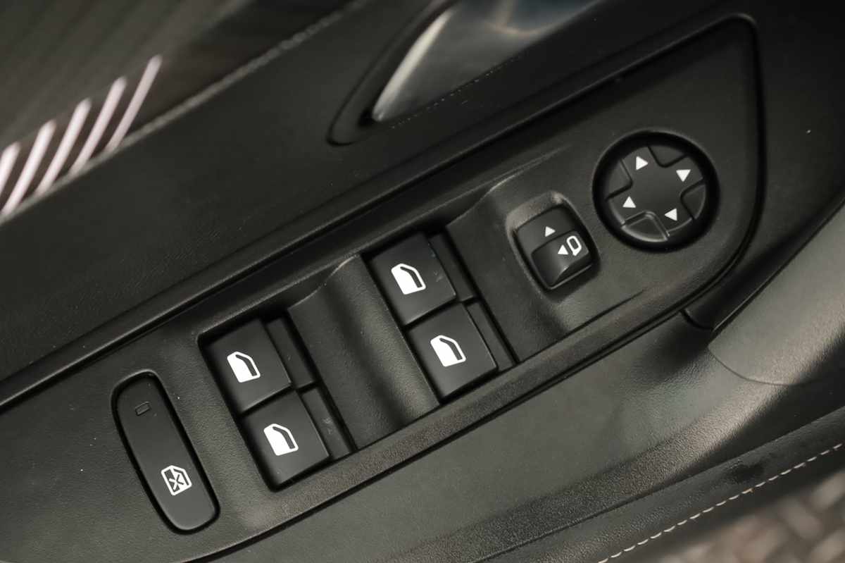 peugeot-2008-2025-gasolina-1199cc