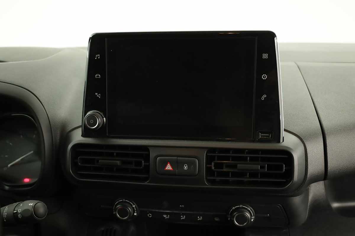 citroen-berlingo-2024-diesel-1499cc