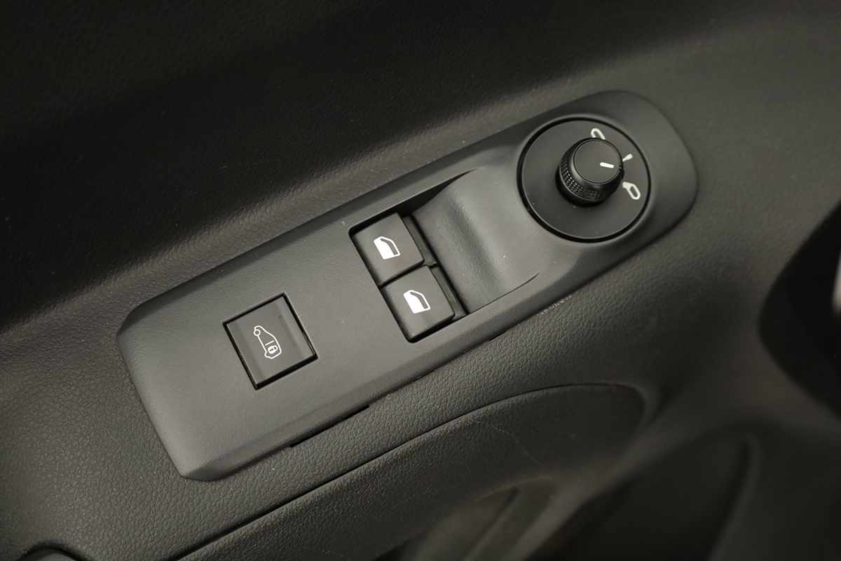 citroen-berlingo-2024-diesel-1499cc